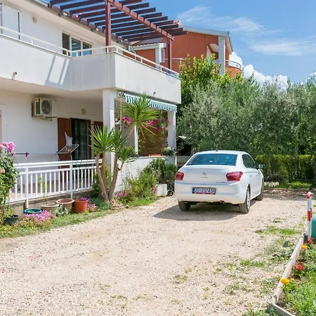 With A Parking Space Kastel Stafilic, - 20843 *